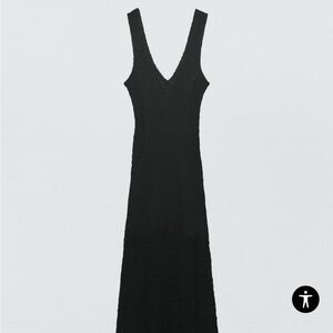 Long V neck Zara dress, size S